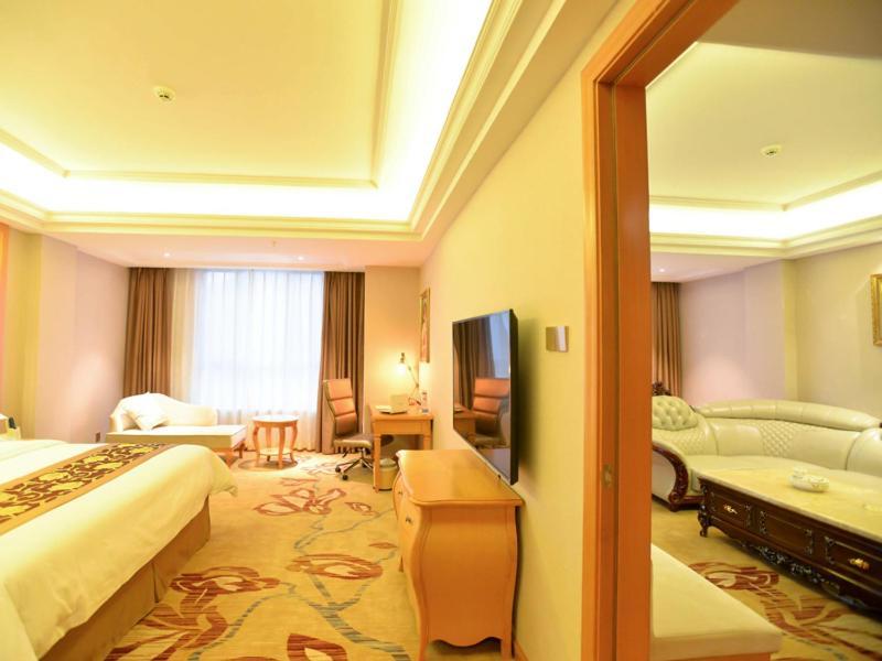 Vienna Hotel Shantou Chaoyang Mianxi Road エクステリア 写真